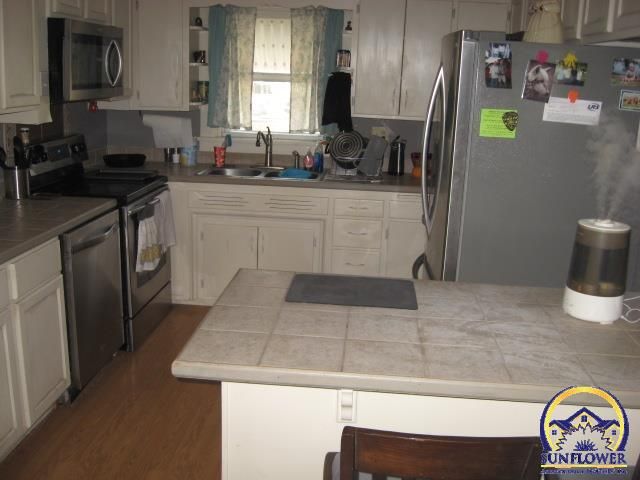 515 NE Independence AVE, Topeka, KS 66608