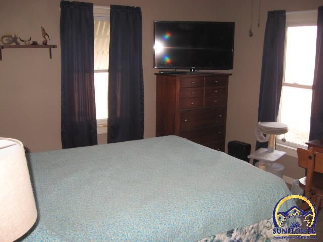 515 NE Independence AVE, Topeka, KS 66608