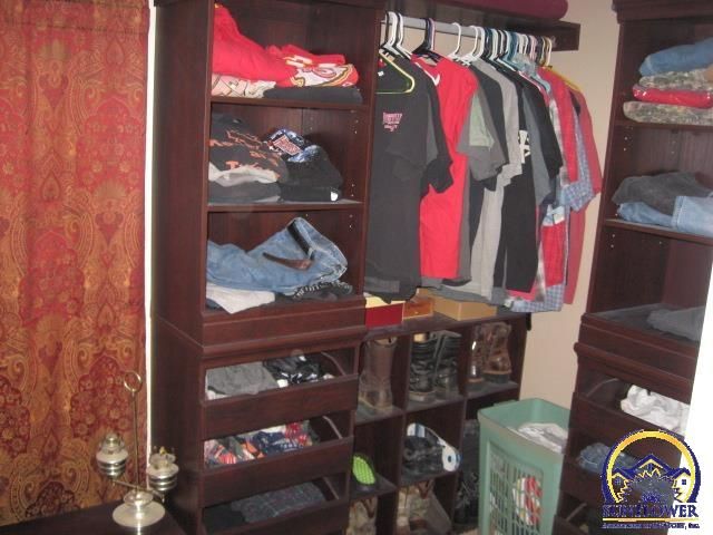 515 NE Independence AVE, Topeka, KS 66608