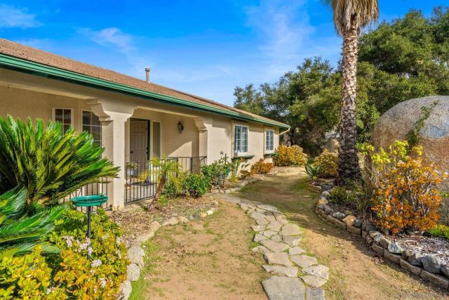 28703 Jenny Jay Court, Valley Center, CA 92082