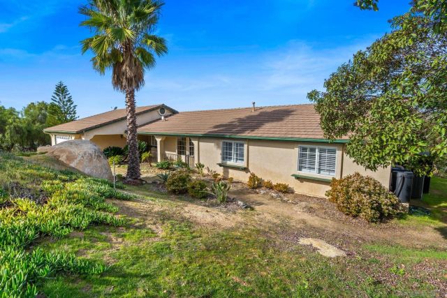 28703 Jenny Jay Court, Valley Center, CA 92082