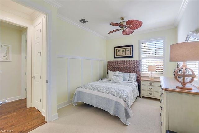 7121 Live Oak DR, Naples, FL 34114