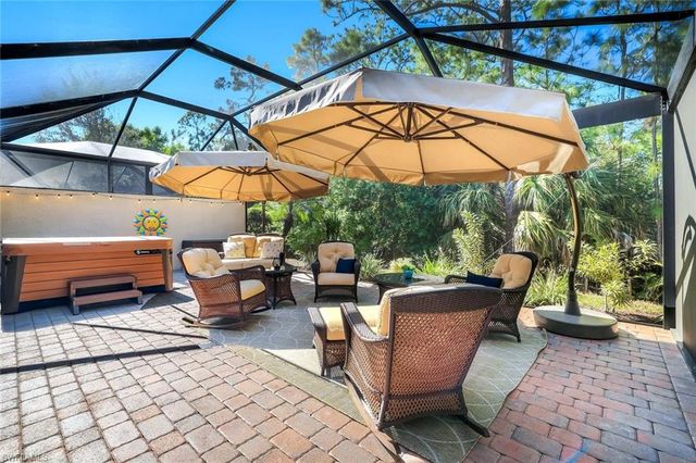 7121 Live Oak DR, Naples, FL 34114