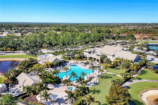 7121 Live Oak DR, Naples, FL 34114