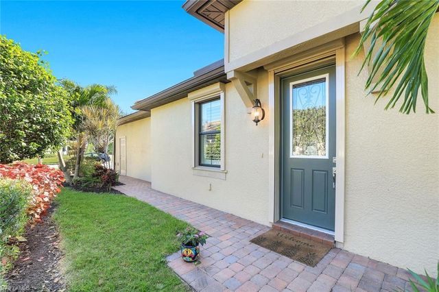 7121 Live Oak DR, Naples, FL 34114