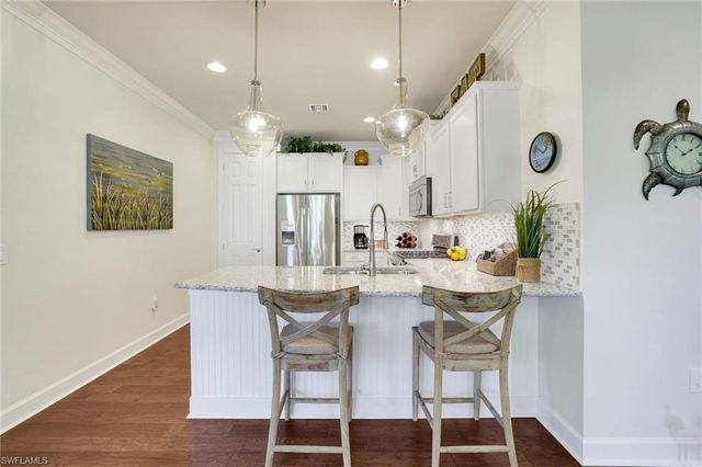 7121 Live Oak DR, Naples, FL 34114