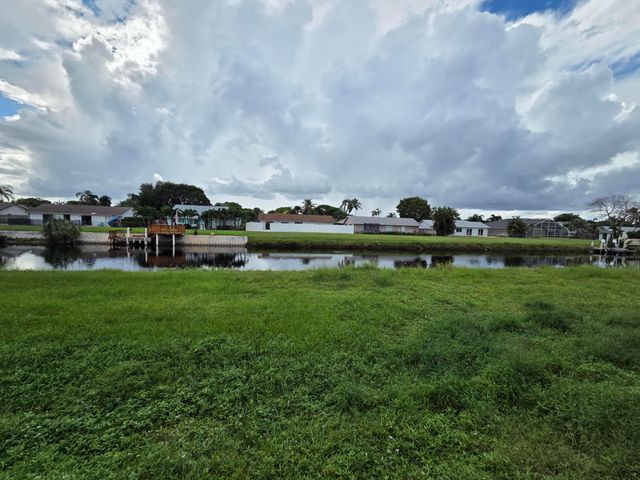 3018 N EVERGREEN Circle, Boynton Beach, FL 33426
