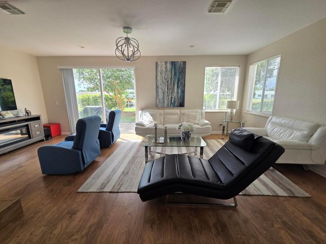 3018 N EVERGREEN Circle, Boynton Beach, FL 33426