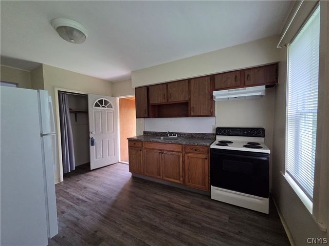 211 Hier Avenue, Syracuse, NY 13203
