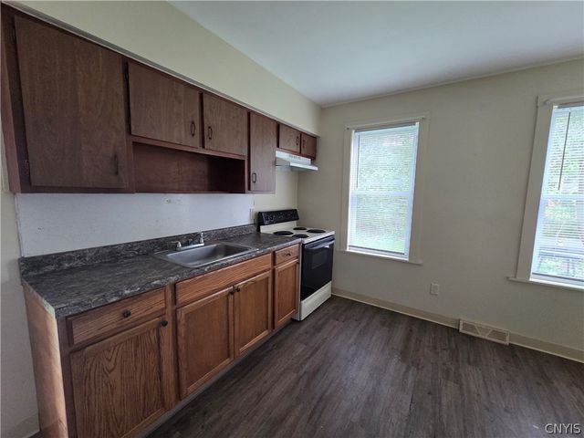 211 Hier Avenue, Syracuse, NY 13203