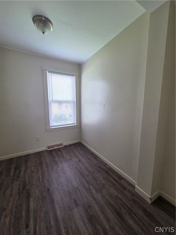 211 Hier Avenue, Syracuse, NY 13203