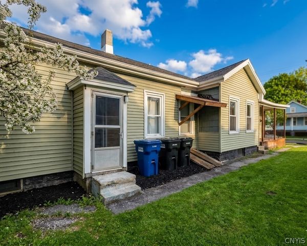 211 Hier Avenue, Syracuse, NY 13203