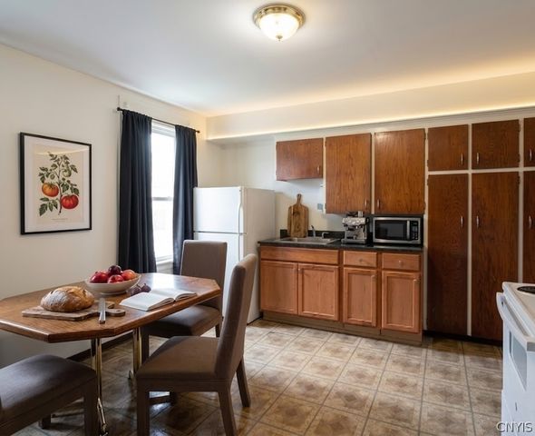 211 Hier Avenue, Syracuse, NY 13203