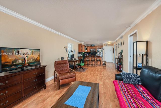 1000 Michigan Ave 704, Miami Beach, FL 33139