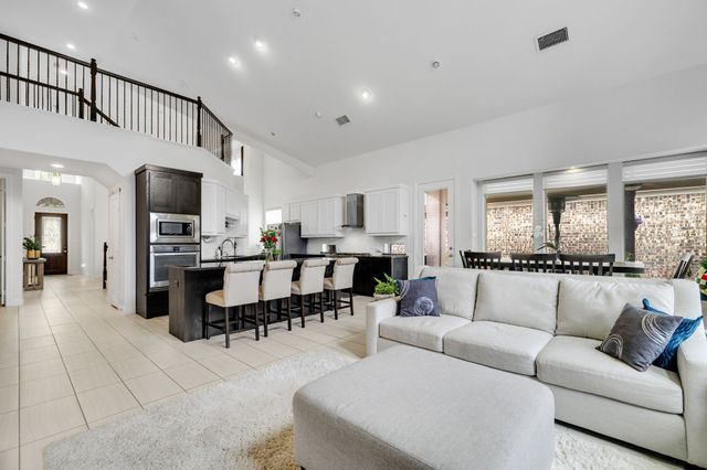 8316 Inverness, The Colony, TX 75056