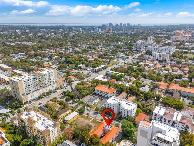 29 Santillane Ave 7, Coral Gables, FL 33134