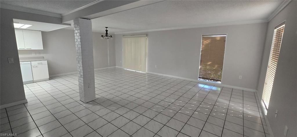 925 Palm View DR 121, NAPLES, FL 34110 — photo 2