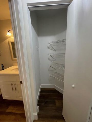 800 Kintyre Court, Palm Beach Gardens, FL 33418