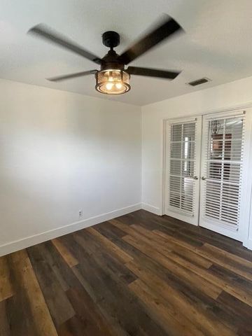 800 Kintyre Court, Palm Beach Gardens, FL 33418