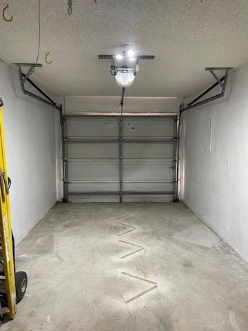 800 Kintyre Court, Palm Beach Gardens, FL 33418