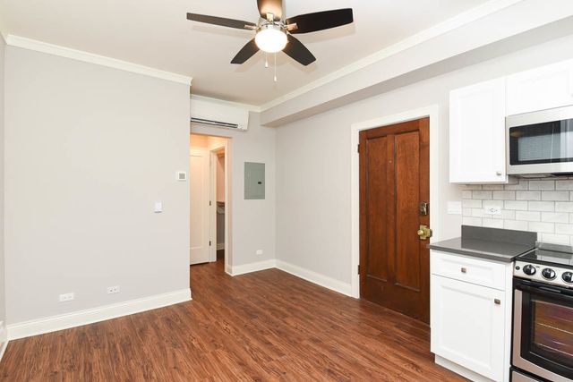 640 W WRIGHTWOOD Avenue 107, Chicago, IL 60614