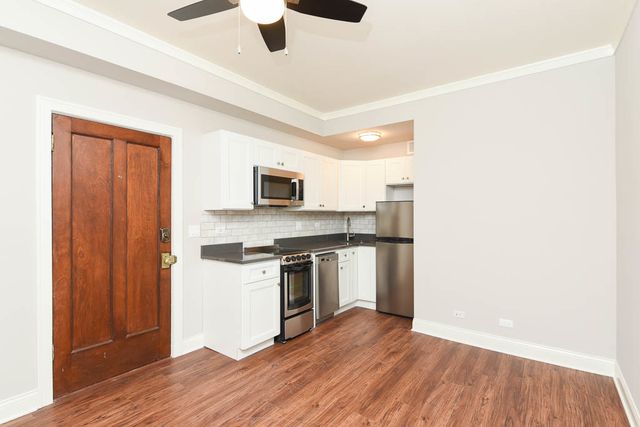 640 W WRIGHTWOOD Avenue 107, Chicago, IL 60614