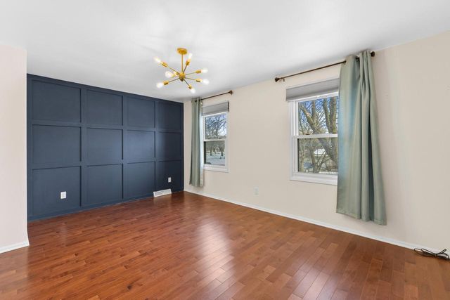 6609 Radburn LANE, Greendale, WI 53129