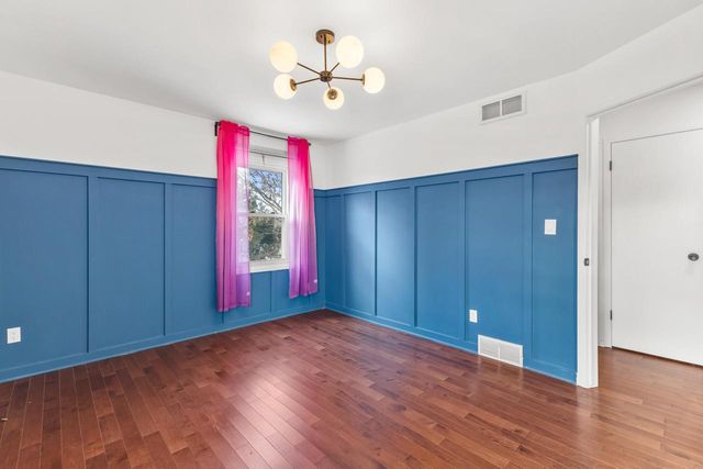 6609 Radburn LANE, Greendale, WI 53129