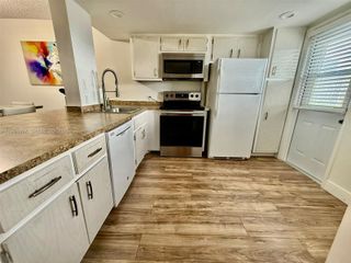 445 NE 195th St 429, Miami, FL 33179