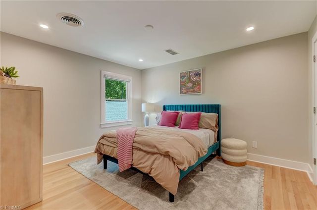 1211 Lakewood Drive, Greensboro, NC 27410