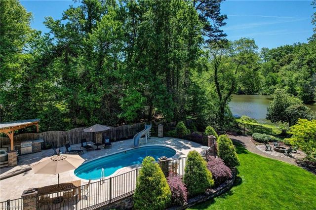 1211 Lakewood Drive, Greensboro, NC 27410