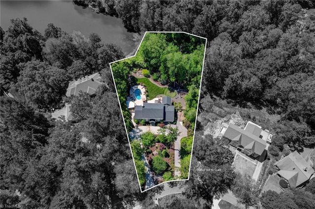 1211 Lakewood Drive, Greensboro, NC 27410