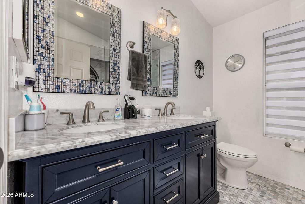 Image 16 of property listing at 14842 S 46TH Place, Phoenix, AZ 85044