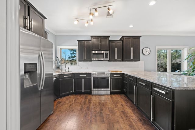 1133 Airport Rd Apt A3, Hot Springs, AR 71913