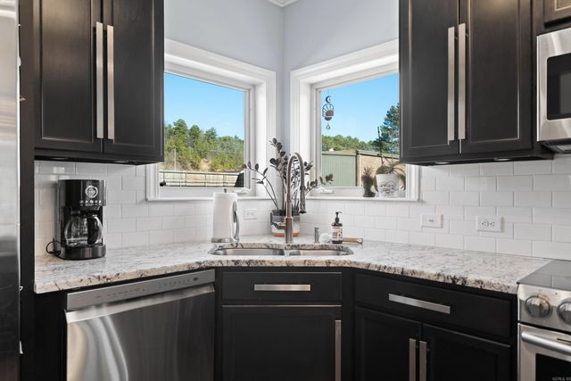 1133 Airport Rd Apt A3, Hot Springs, AR 71913