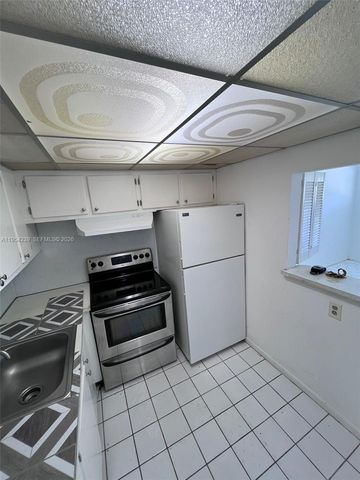 89 Berkshire D 89, West Palm Beach, FL 33417