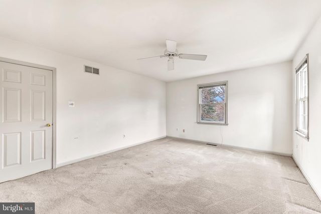 102 MANOR DR, Kennett Square, PA 19348