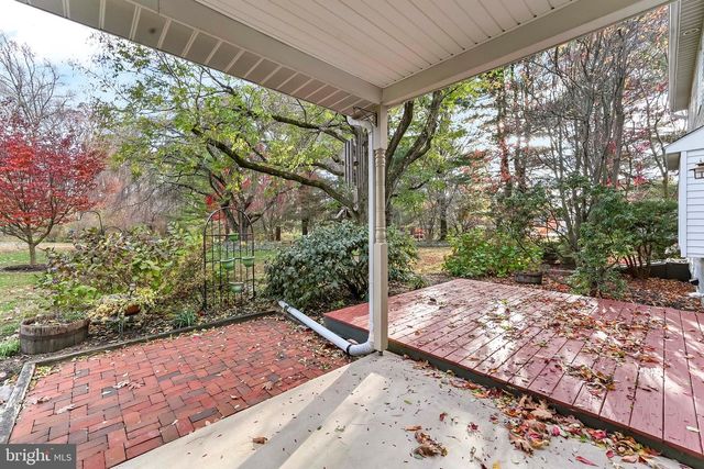 102 MANOR DR, Kennett Square, PA 19348