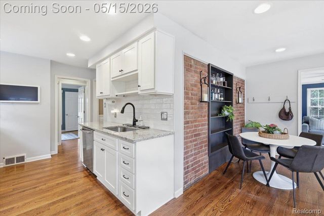 1245 S Bates Street, Birmingham, MI 48009