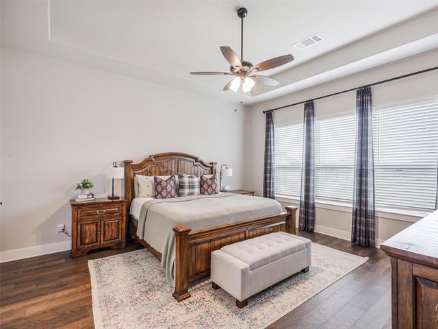 544 Majors Road, Van Alstyne, TX 75495
