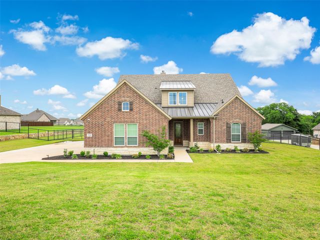 544 Majors Road, Van Alstyne, TX 75495