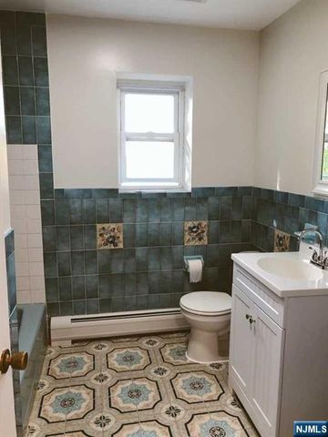 200 Larch Avenue, Teaneck, NJ 07666