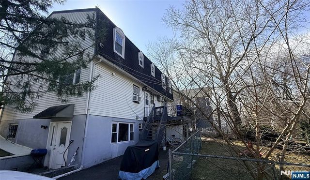 200 Larch Avenue, Teaneck, NJ 07666