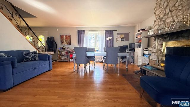 200 Larch Avenue, Teaneck, NJ 07666