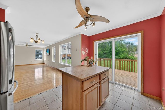 16 Woodfield Drive, Washingtonville, NY 10992