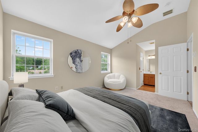 16 Woodfield Drive, Washingtonville, NY 10992