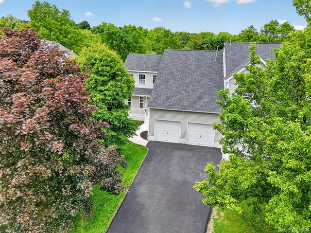 16 Woodfield Drive, Washingtonville, NY 10992