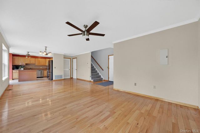 16 Woodfield Drive, Washingtonville, NY 10992
