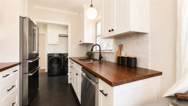 4191 E De Ora Way, Long Beach, CA 90815