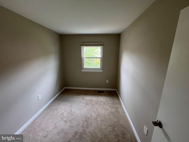 14808 ENSOR CT, Woodbridge, VA 22193